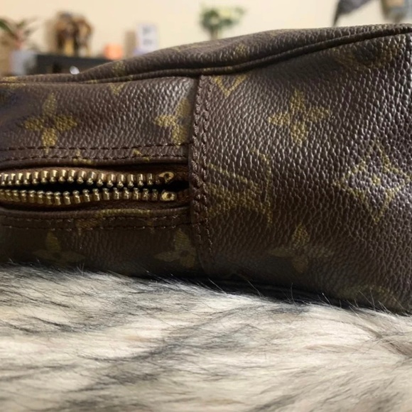 VINTAGE LV TROUSSE 28 - Picture 7 of 9